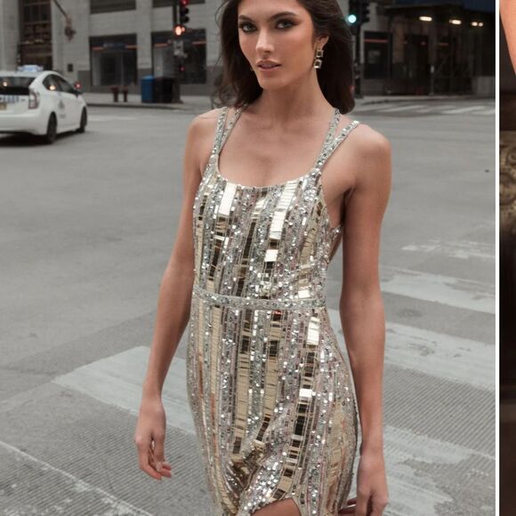 NWT Mac Duggal 93981 HALTER NECK  Mirror EMBELLISHED DETAILED BACK GOWN Dress Nu - Picture 4 of 16